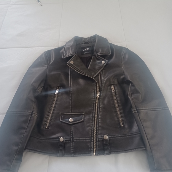 Jacket - Picture 2 of 6